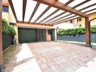 Villa a schiera via Isonzo, Centro, Ponte San Nicolò — foto 9 di 25