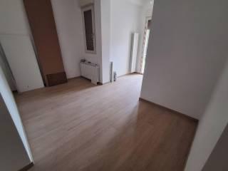Bilocale ottimo stato, primo piano, Centro, Stresa — foto 8 di 12