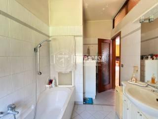 Villa bifamiliare via Papa Giovanni XXIII, Centro, Credaro — foto 3 di 31