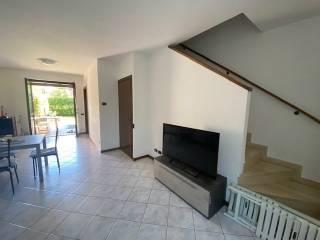 Villa a schiera 3 locali, buono stato, Centro, Biassono — foto 3 di 3