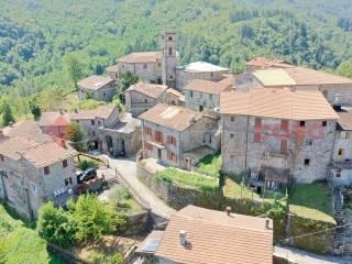 Villa unifamiliare via San Matteo, 23, Nicciano, Piazza al Serchio — foto 34 di 46