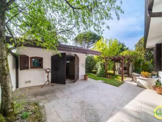Villa bifamiliare via Corva, Centro, Azzano Decimo — foto 46 di 65