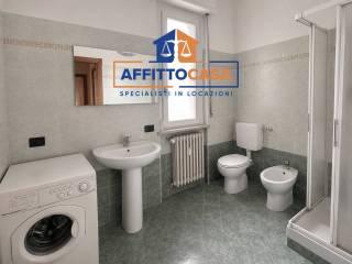 Stanza singola viale dell'Industria 17, Bra — foto 4 di 12
