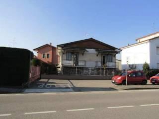 Villa unifamiliare via Legnaghese 32, Raldon, San Giovanni Lupatoto — foto 4 di 25