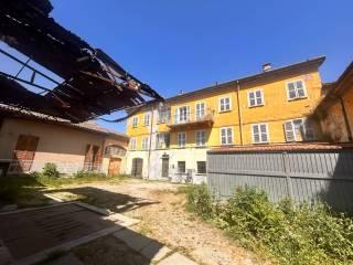 Casale via Giuseppe Verdi 9, Canelli — foto 25 di 32