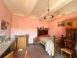 Casale via Giuseppe Verdi 9, Canelli — foto 22 di 32