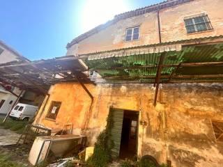 Casale via Giuseppe Verdi 9, Canelli — foto 4 di 32