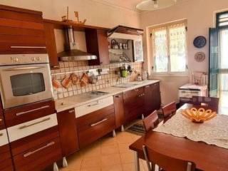 Villa unifamiliare via Torre Nuova, Capo Rizzuto, Isola di Capo Rizzuto