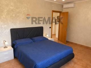 Terratetto unifamiliare 216 m², buono stato, Centro, San Pietro in Cariano — foto 13 di 22