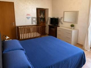 Terratetto unifamiliare 216 m², buono stato, Centro, San Pietro in Cariano — foto 3 di 22