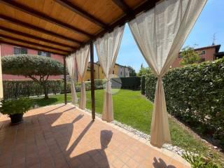 Villa a schiera via Monte Cricco, Castelnuovo del Garda — foto 27 di 30