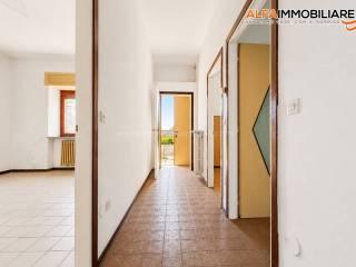 Casa colonica via Gaspare Cavagnino 12, Centro, Momo — foto 15 di 28