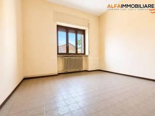 Casa colonica via Gaspare Cavagnino 12, Centro, Momo — foto 2 di 28