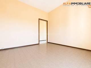 Casa colonica via Gaspare Cavagnino 12, Centro, Momo — foto 11 di 28