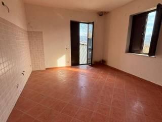 Villa unifamiliare via Ponterotto, Pesco Sannita — foto 2 di 11