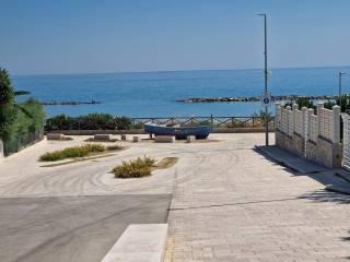 Appartamento in villa Strada Statale Adriatica 12, Trani — foto 25 di 28
