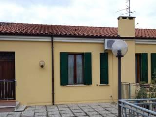 Quadrilocale via Giacomo Matteotti 17, Centro, Trecenta — foto 12 di 20