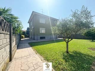 Villa bifamiliare, buono stato, 313 m², Olgiate Olona — foto 13 di 28