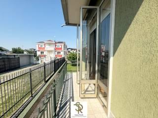 Villa bifamiliare, buono stato, 313 m², Olgiate Olona — foto 2 di 28