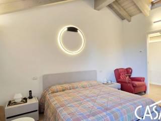 Villa bifamiliare via della Camelia, Capronno, Angera — foto 20 di 20