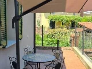 Villa bifamiliare via della Camelia, Capronno, Angera — foto 2 di 20