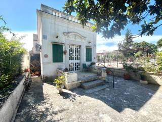 Villa unifamiliare, buono stato, 105 m², Trani — foto 12 di 23