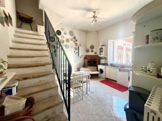 Villa unifamiliare, buono stato, 105 m², Trani — foto 5 di 23