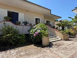 Villa unifamiliare via dell'Aversana 12, Parete — foto 35 di 44