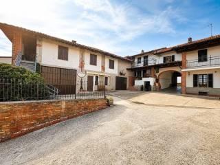 Villa plurifamiliare via Angelo Gatti, Camerano, Camerano Casasco — foto 21 di 37