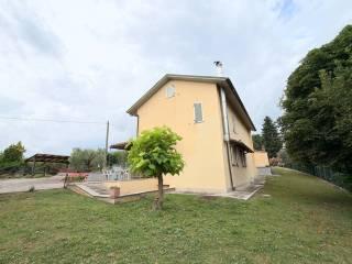 Villa unifamiliare via Montesecco 3, Tabano - Montecappone, Jesi