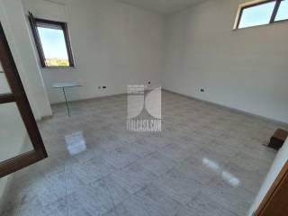 Monolocale via saffo, Tufolo, Farina, Crotone — foto 3 di 11