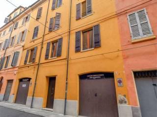 Appartamento via della cerca, 19, Centro Storico, Modena