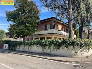 Villa unifamiliare via cilea, 77, Parco, Zona Musicisti, Sassuolo — foto 9 di 28