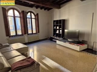 Appartamento corso canalchiaro, 21, Centro Storico, Modena — foto 30 di 44