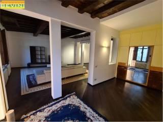 Appartamento corso canalchiaro, 21, Centro Storico, Modena — foto 3 di 44