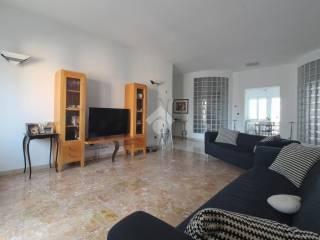 Appartamento via Trieste 165, Centro, Giulianova