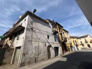 Villa unifamiliare via Pietro Micca 9, Centro, Trino