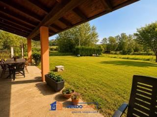 Villa bifamiliare Strada Vaglio Serra 55, Nizza Monferrato — foto 12 di 25