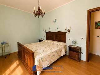 Villa bifamiliare Strada Vaglio Serra 55, Nizza Monferrato — foto 15 di 25