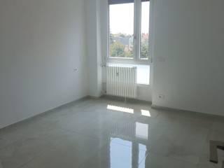 Trilocale via Antonio Cantore 2, Grazie Vecchie - Boschetti Reali, Monza — foto 3 di 8