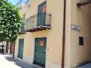 Appartamento piazza Vittorio Emanuele, Centro, Serradifalco