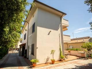 Villa bifamiliare via Antonio Rosmini 23, Rosignano Solvay, Rosignano Marittimo — foto 8 di 100