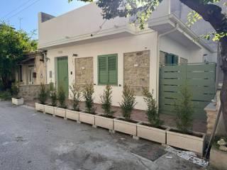 Bilocale via Duca della Vittoria, Locri — foto 4 di 8