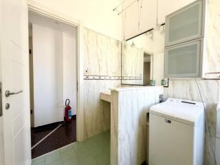 Appartamento via Gabriele Rossetti 10, Quarto, Genova