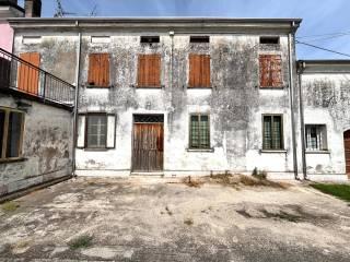 Villa unifamiliare, da ristrutturare, 300 m², Sant'antonio, Porto Mantovano — foto 6 di 10