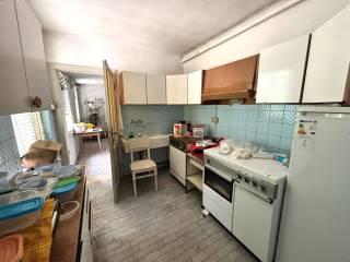 Villa unifamiliare, da ristrutturare, 300 m², Sant'antonio, Porto Mantovano — foto 2 di 10