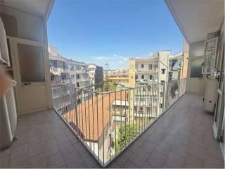 Appartamento via Giacomo Leopardi, 45, Province - Veneto, Catania