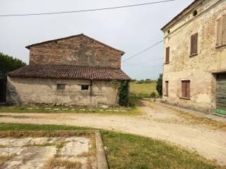 Casale via Argine Est 2, Borgo Mantovano — foto 5 di 9