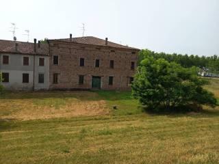 Casale via Argine Est 2, Borgo Mantovano — foto 7 di 9