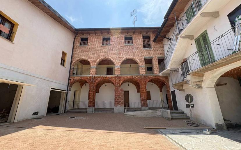 Attico via Tournon 25, Centro, Crescentino — foto 2 di 11